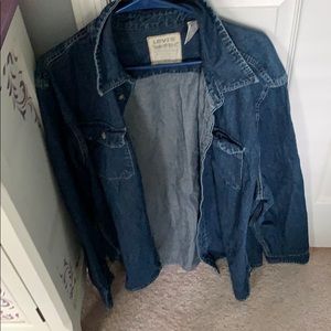 Levi’s button down
